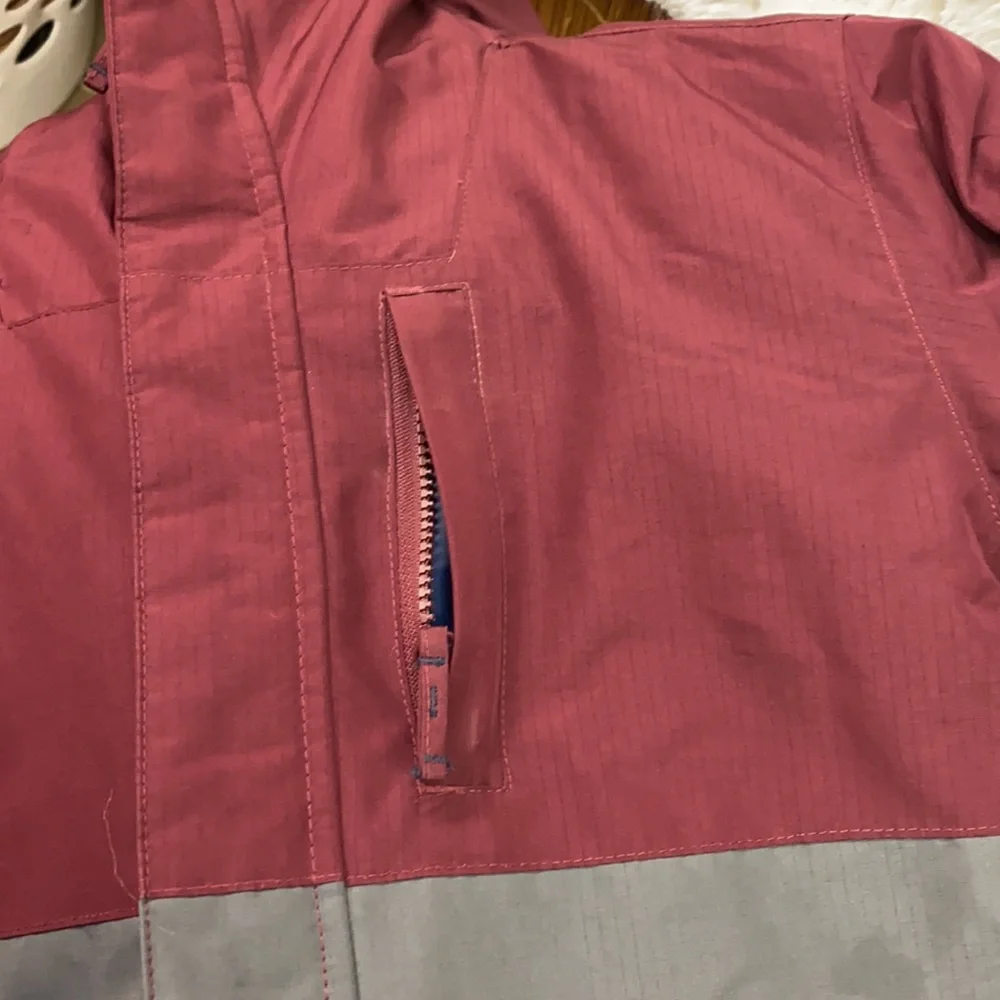 COPY - place boy coat - Picture 6 of 17